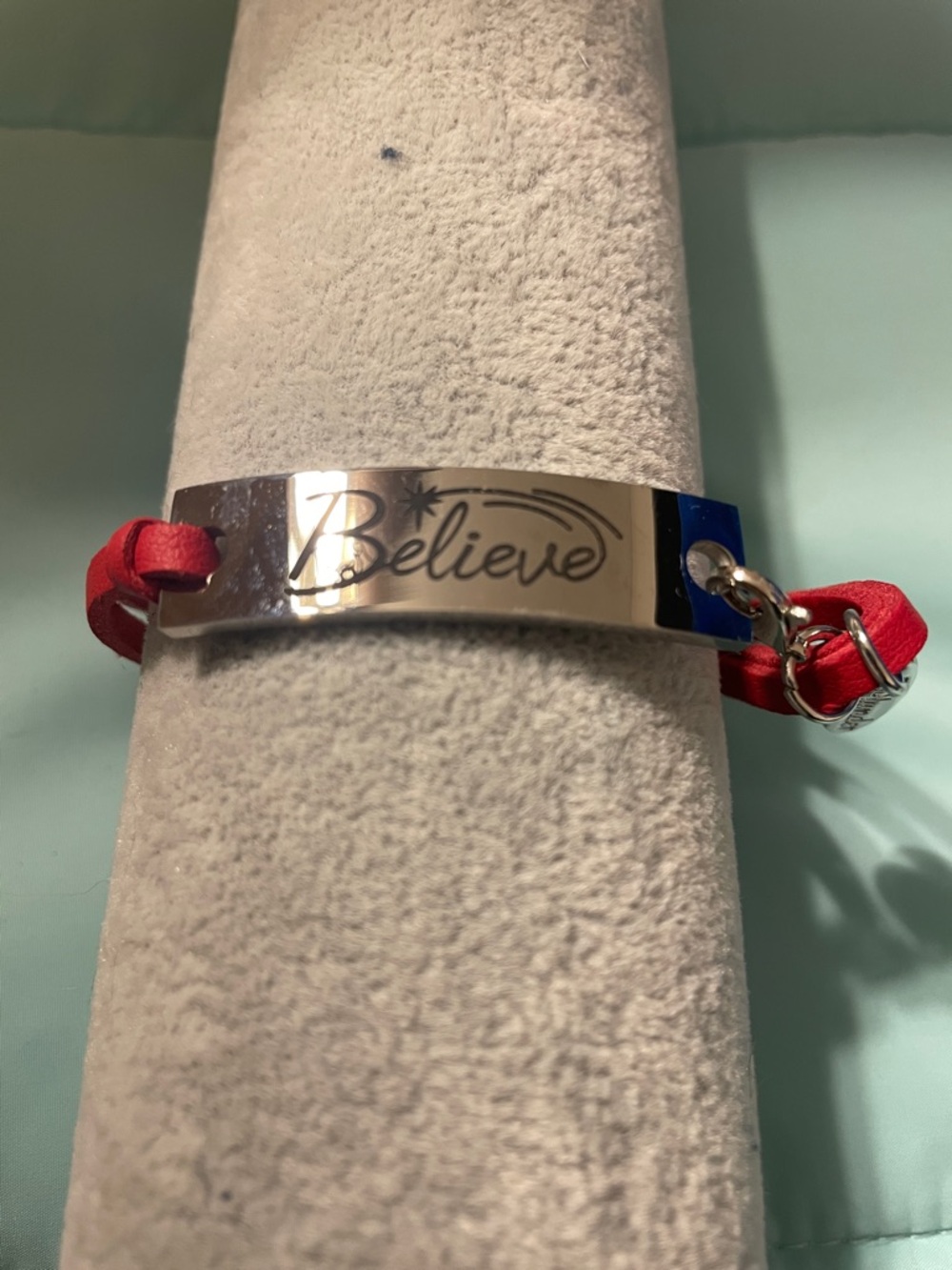 Plunder "Believe" Stainless Plate Bracelet with Red Cord